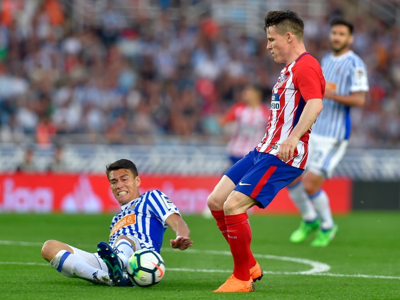 El defensa mexicano Héctor Moreno fue pieza clave para impedir la reacción de la ofensiva colchonera.