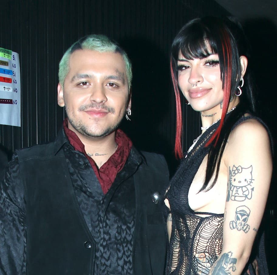 “Bien, la verdad que in love [enamorada]”, dijo durante una entrevista con Hola! TV.