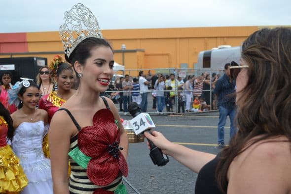 Nuestra presentadora Amanda Ramírez, fue una de las más animadas del evento, quien no perdió oportunidad de entrevistar a los asistentes.
