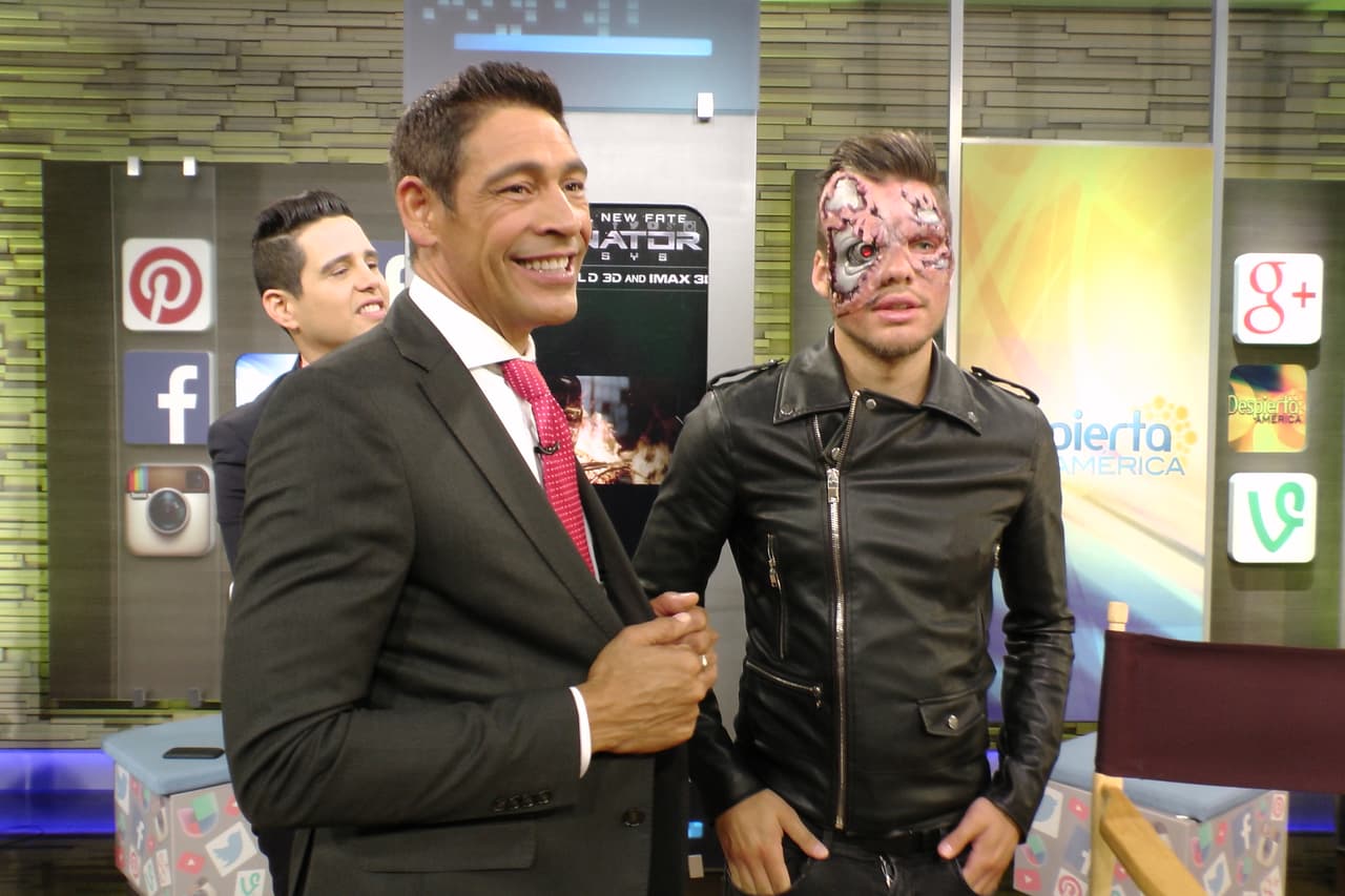 William estuvo en maquillaje alrededor de tres horas.