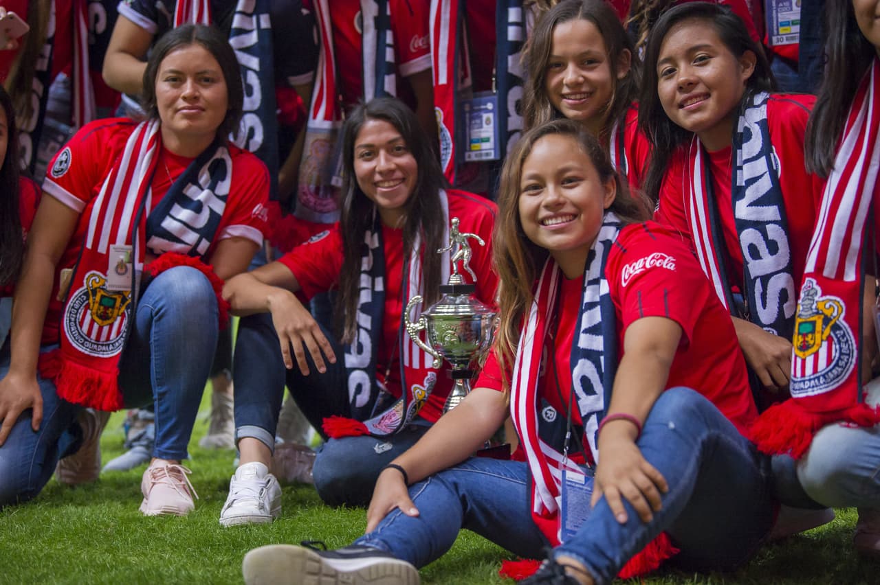 Algunos equipos de la Liga MX femenil se trasladan en autobús a sus encuentros y realizan viajes de hasta 16 horas, lo cual se espera que influya totalmente en su rendimiento y, por supuesto, en sus resultados.