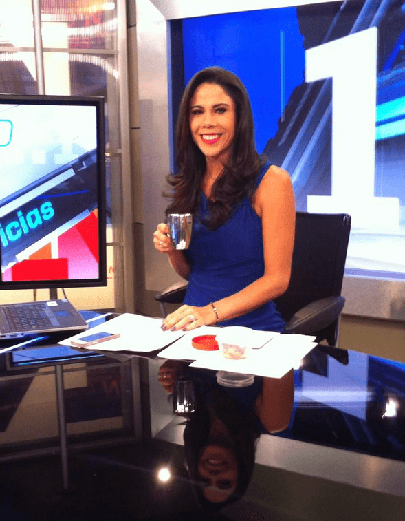 Es sobrina del ex presidente de México Felipe Calderón Hinojosa.