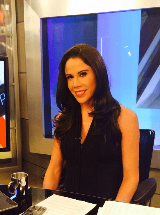 Es una de las periodistas mexicanas más influyentes en las redes sociales.