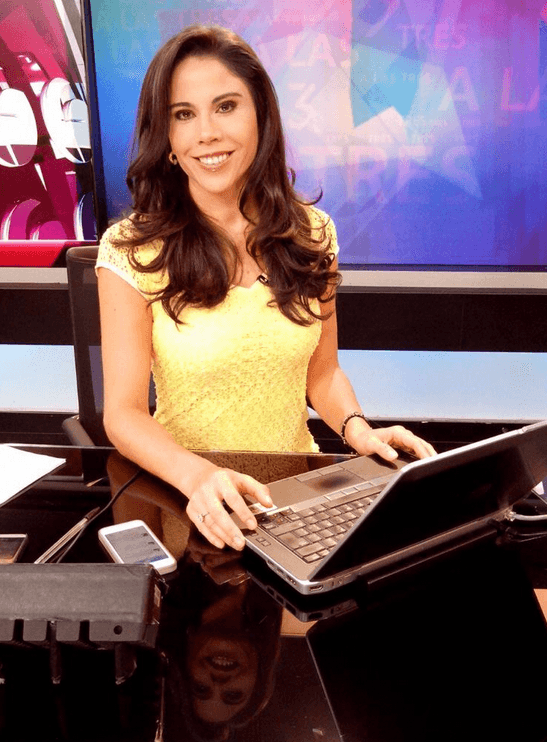 Uno de sus cantantes favoritos es Alejandro Fernández.