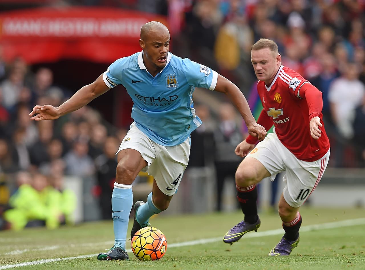 El derbi de Manchester y la goleada de los Spurs en fotos