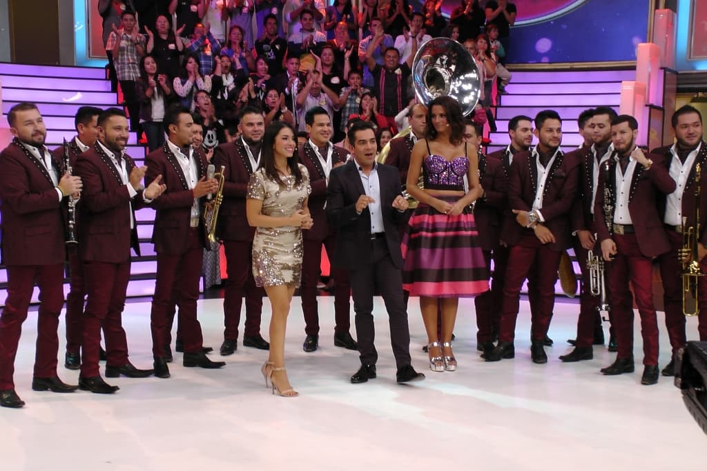 Los chicos de El Recodo estaban muy felices de ser los padrinos.