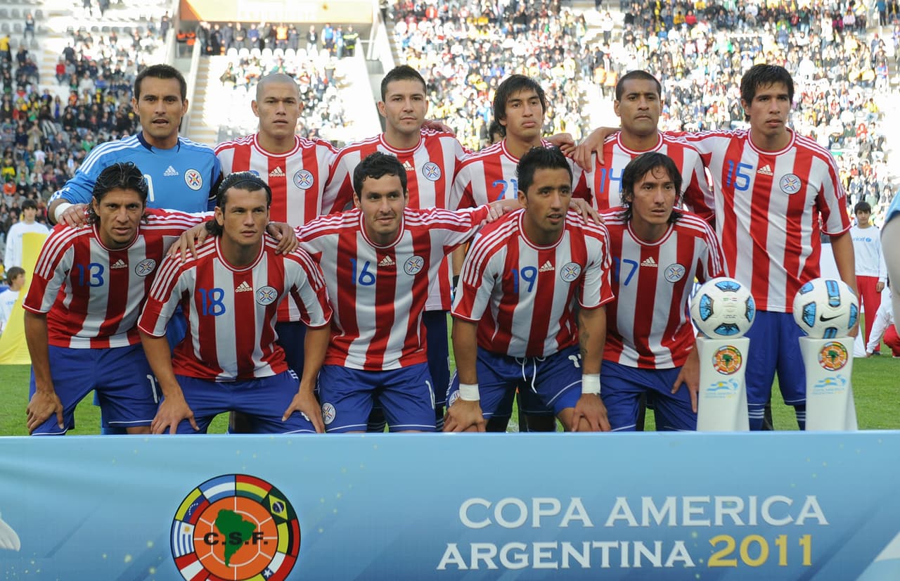 Paraguay opta por la veteranía y la fuerza para afrontar la Copa América