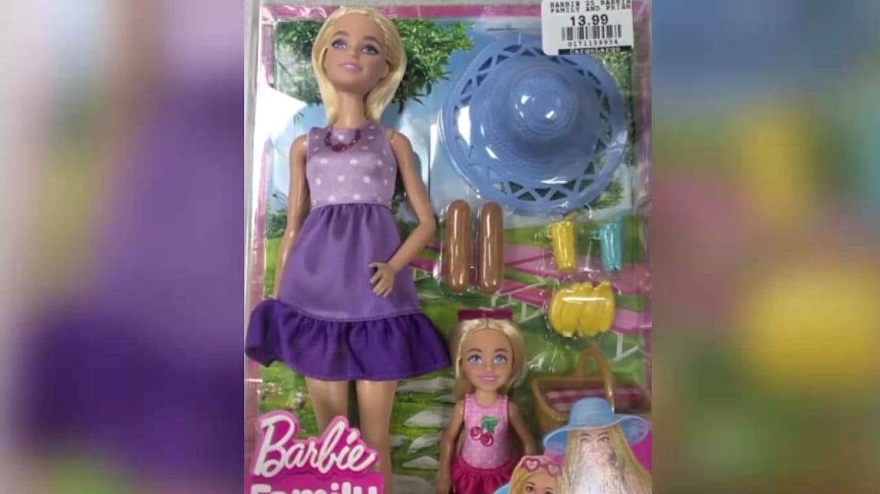Investigan hallazgo de fentanilo en muñecas Barbie en una tienda de descuentos en Misuri