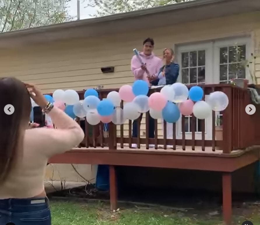 La pareja del hijo de Vanessa Guzmán no dio mayores detalles sobre el parto.
<br>