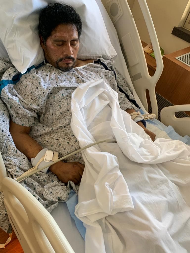 Amenazan con repatriar a hispano internado en un hospital de Filadelfia con lesiones severas