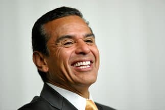 Antonio Villaraigosa anuncia que se casará de nuevo