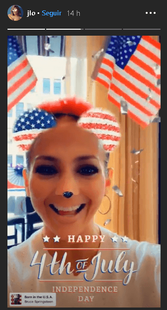 Jennifer López no podía faltar. 'La reina del Bronx' publicó una historia de 
<b><a href="https://www.instagram.com/jlo/?hl=es-la" target="_blank">Instagram</a></b> con animaciones de la bandera de Estados Unidos y de fondo la canción 'Born in the U.S.A', de Bruce Springsteen. La cantante está nominada a los 
<b><a href="https://www.univision.com/shows/premios-juventud/" target="_blank">Premios Juventud 2019</a></b> a celebrarse el próximo 18 de julio.