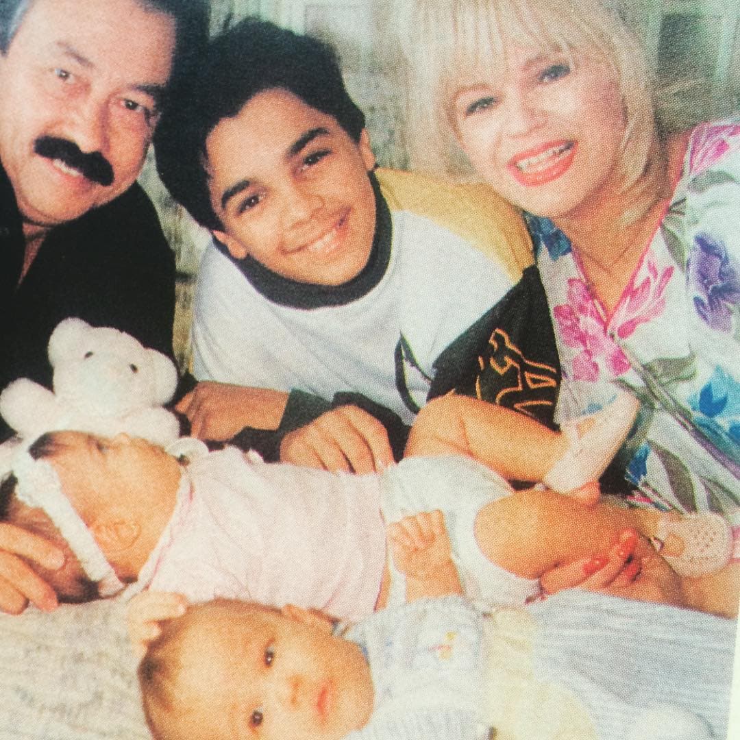 Recordó que un año antes de que sus mellizos -Alexander y Sharina- nacieran, ella estaba abatida porque 
<b>había perdido un bebé</b>.