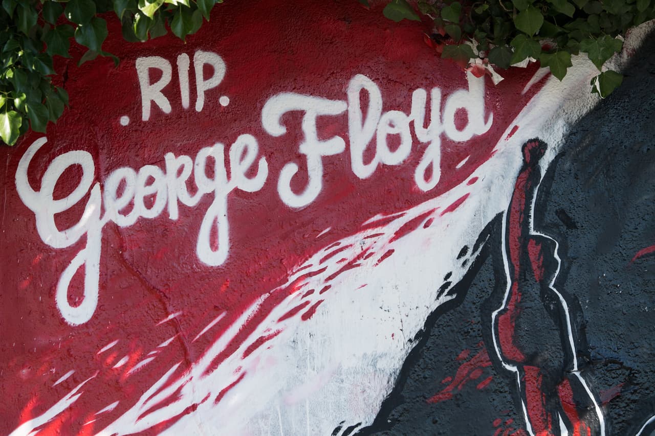 Un 'Blackout Tuesday' de 'silencio' en apoyo a la comunidad negra golpeada por el racismo y la desigualdad en EEUU