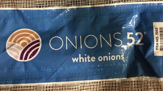 <b>Marca</b>
<b>Onions 52</b>
<br>Si presenta síntomas y cree haber comido cebollas contaminadas, hable con su médico.
<br>Anote todo lo que comió la semana antes de comenzar a enfermarse.