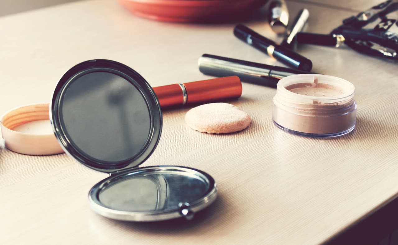 Espejo de Mano en Tocador