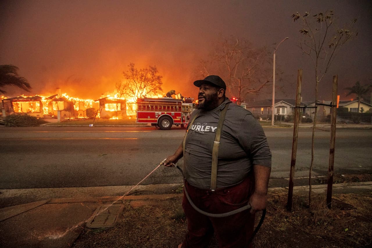 Se teme que 39,428 estructuras puedan estar en riesgo por el incendio Eaton.