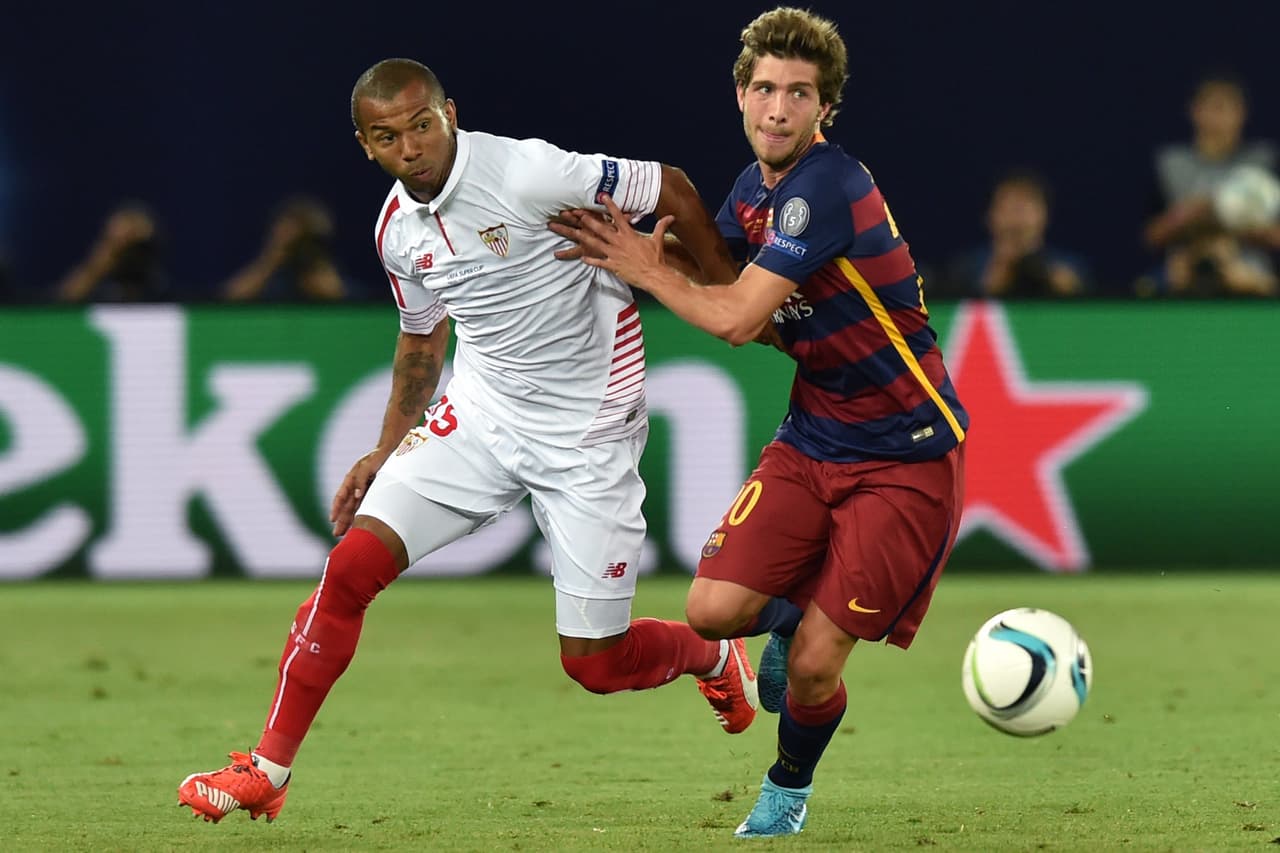 25 Mariano Ferreira – Entró al campo a diez minutos del final de los 90 minutos reglamentarios y fue un puñal por la banda derecha en ese tiempo, así como en la prórroga. Lateral de mucha profundidad y buena técnica, sacó buenos centros y desarboló al Barça por ese costado. Con mucha velocidad y desborde, cumplió su cometido a la perfección durante los 40 minutos que estuvo sobre el césped. Calificación: 7.