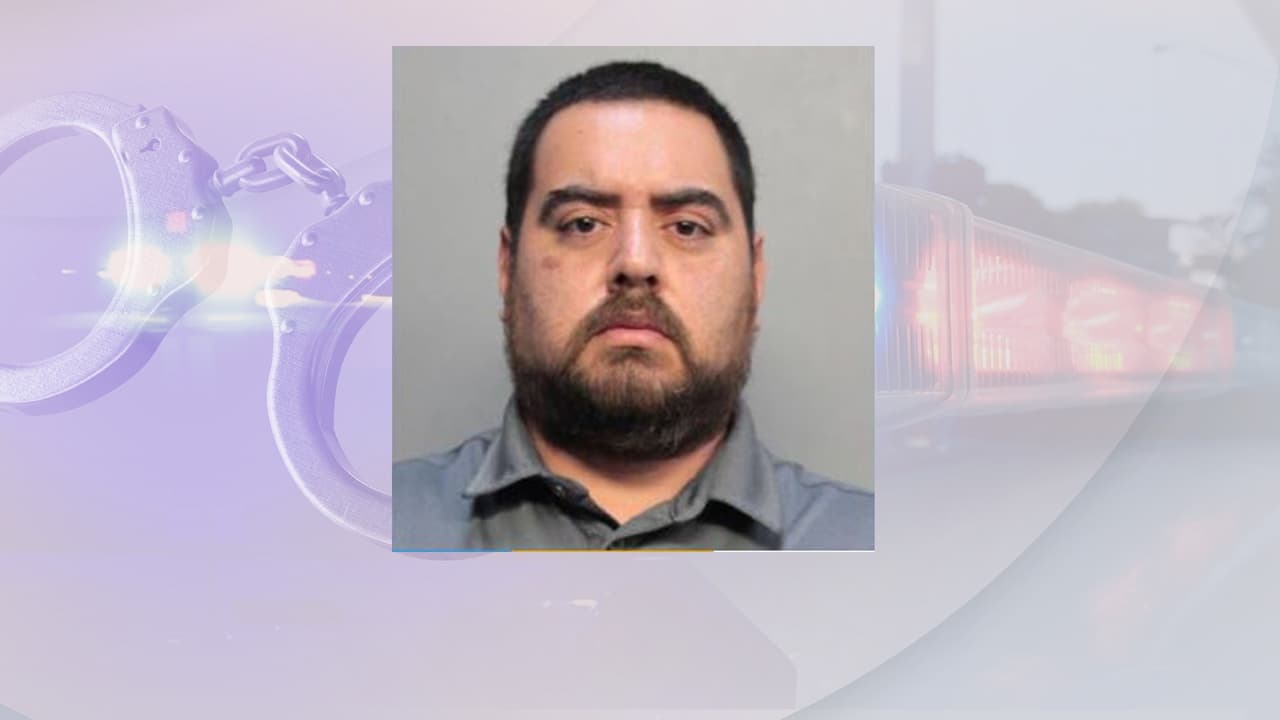 Arrestan a maestro de Miami-Dade por tocar inapropiadamente a una de sus estudiantes