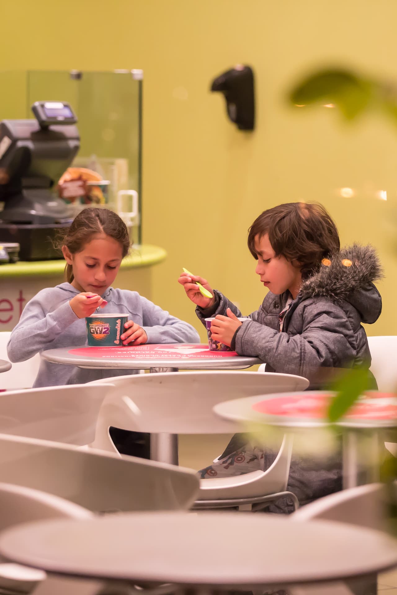 Emme y Max estuvieron felices y tranquilos. ¡Súper lindos!