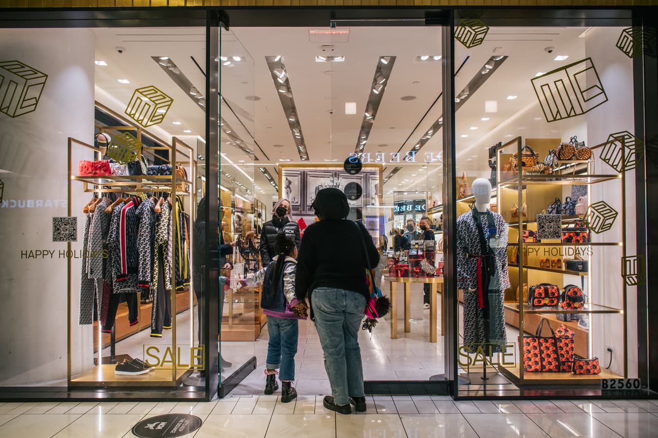 Y así como las familias aprovechan a salir a comprar, lo mismo hacen los ladrones quienes se preparan para hacer de las suyas.