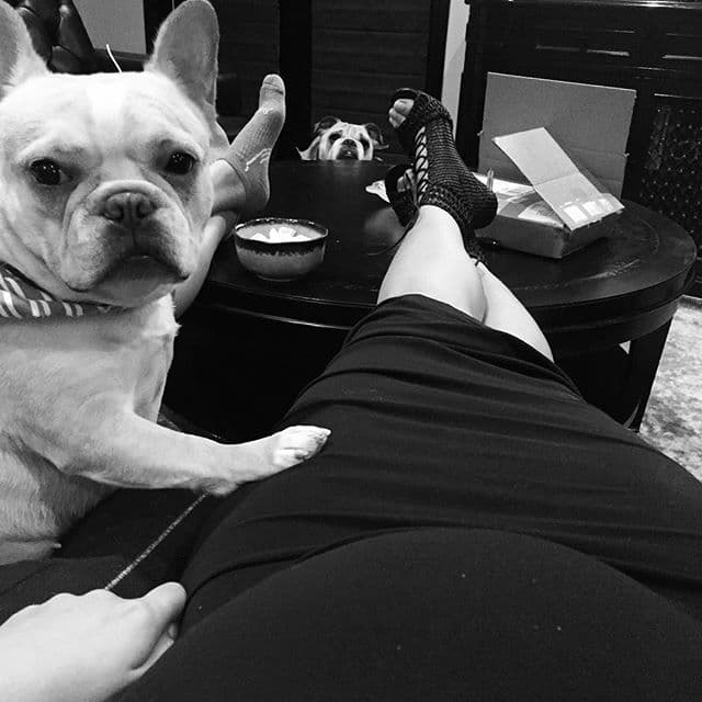 Chrissy Teigen y su encantador embarazo.