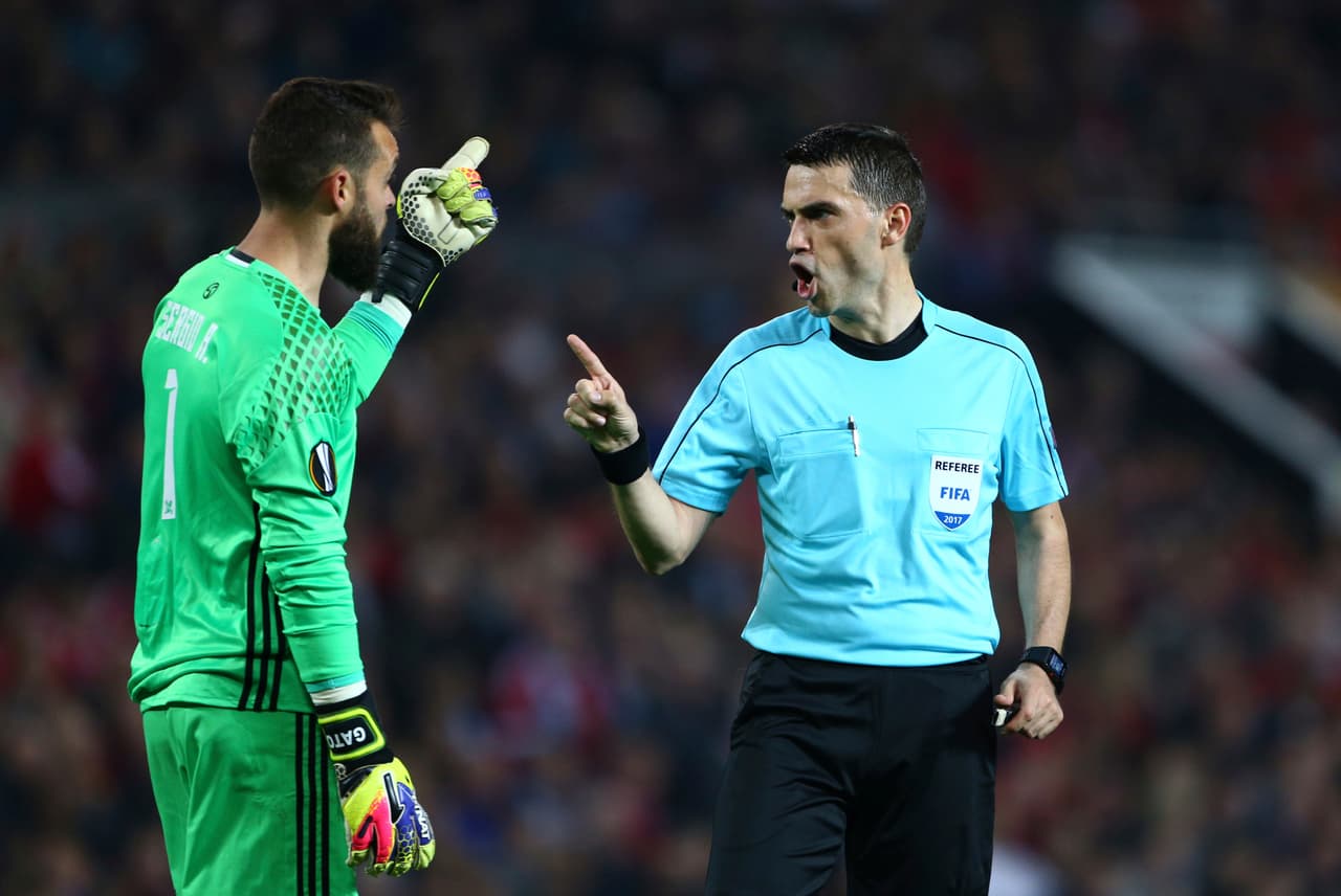 Ovidiu Hategan | Rumania | Ha pitado cotejos clasificatorios de la UEFA y JJOO de 2016.