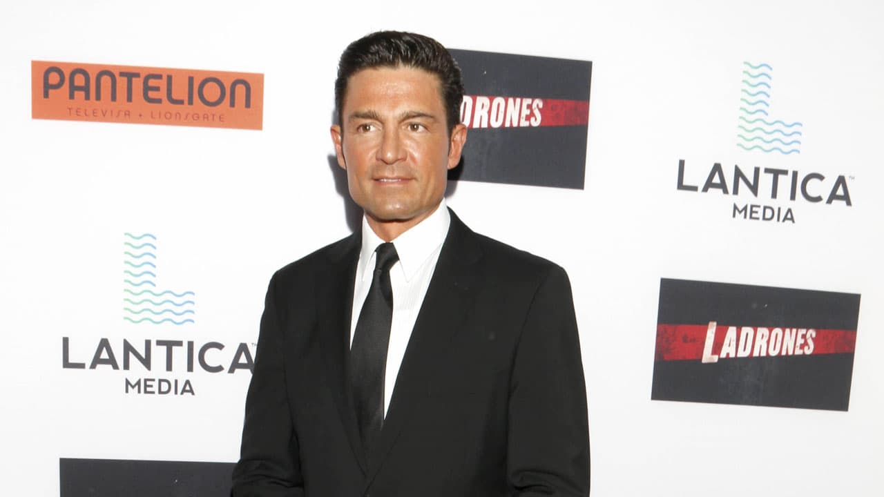 Fernando Colunga y Eduardo Yáñez presentan 'Ladrones'