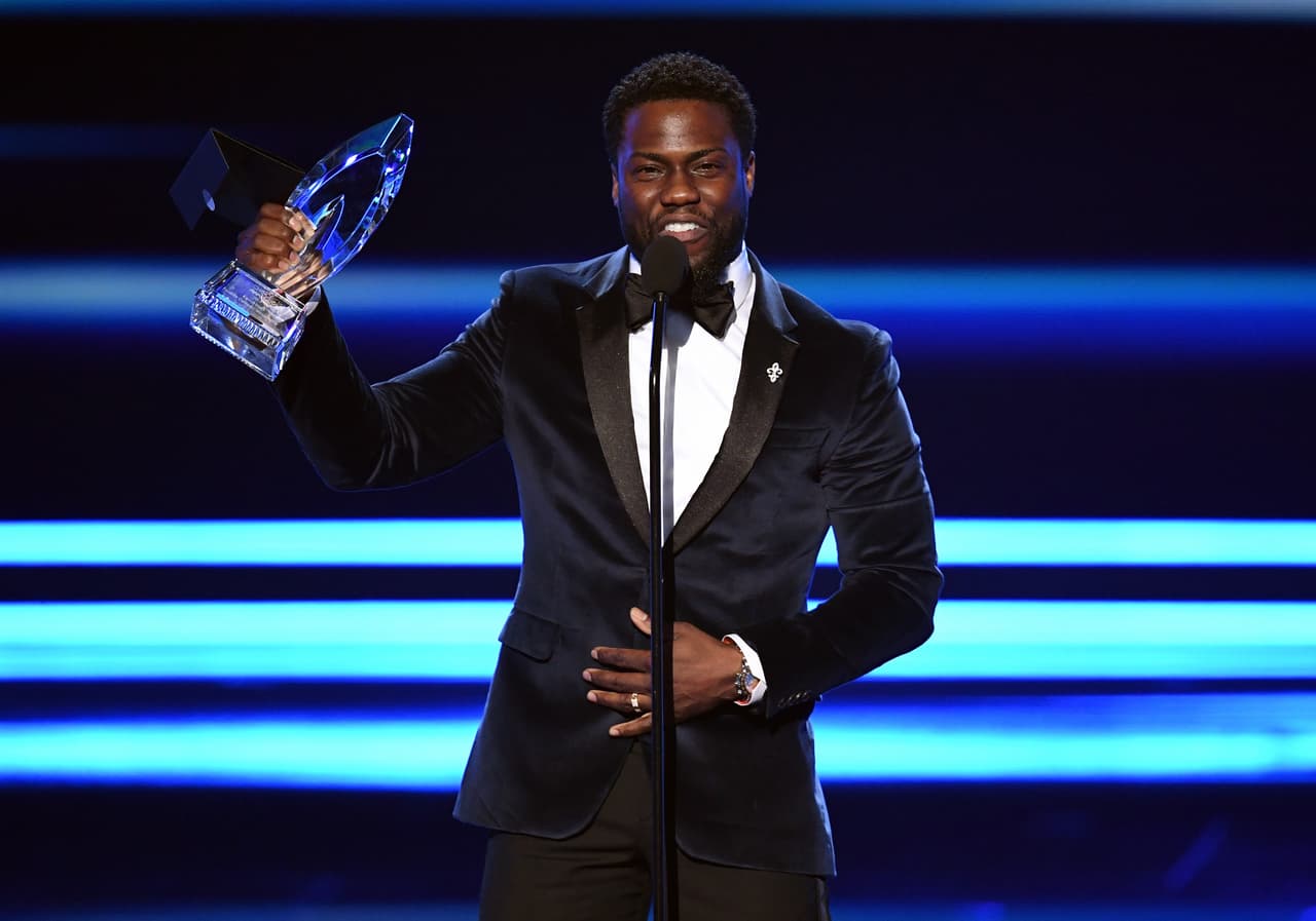 Kevin Hart triunfó sobre su compañero de 'Central Intelligence', Dwayne Johnson.