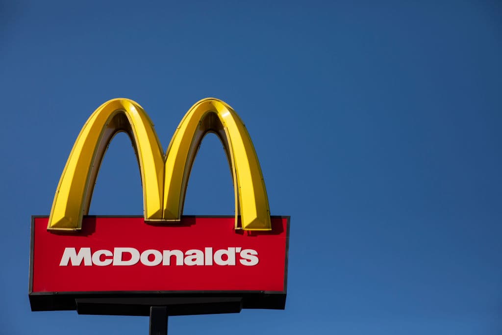 Por qué la Comisión Federal de Comercio está investigando las máquinas de hacer helado de McDonald's 