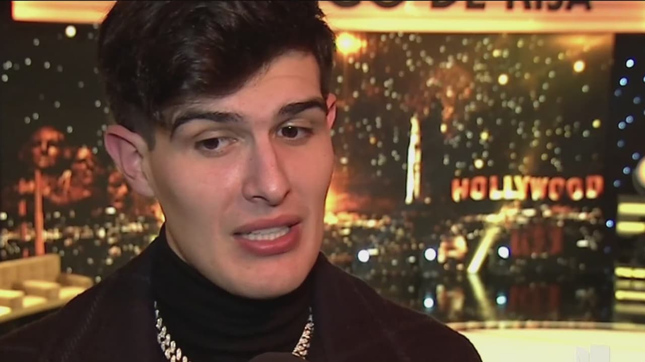 Adriel Favela pide una prueba de ADN a la joven que asegura espera un bebé suyo