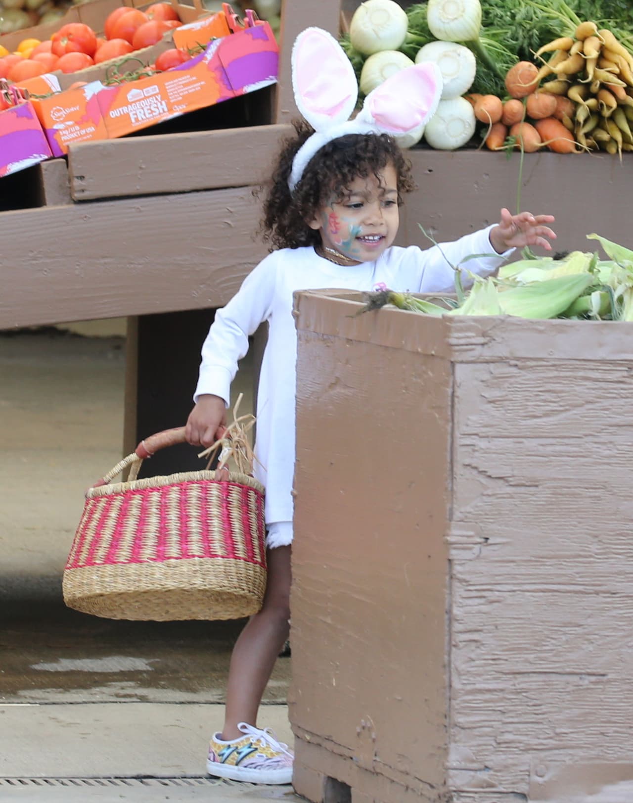 La hija de Kanye West eligió algunos vegetales.