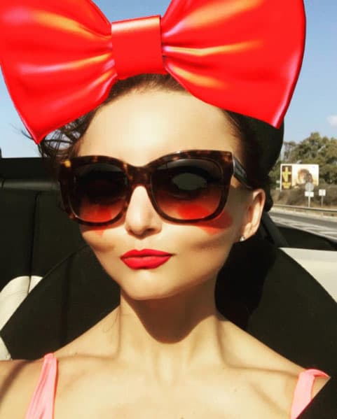 Angelique Boyer pasó un mal momento durante sus vacaciones en España, la actriz tuvo que ir al hospital por un malestar.