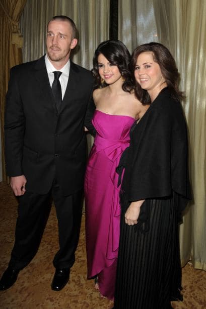 La cantante decidió despedir a sus padres, quienes fungían como sus mánagers.