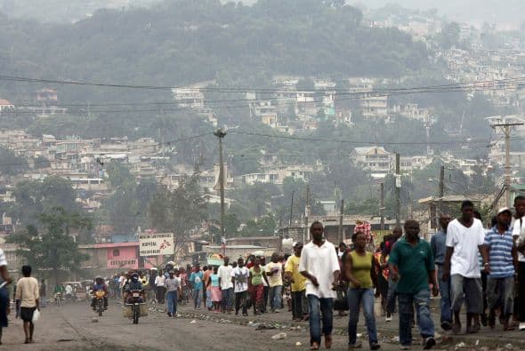 Según cifras del CIRH, durante el segundo semestre del 2010 el fondo fiduciario para la reconstrucción de Haití sólo captó $265.2 millones y espera recibir otros $214 millones entre enero y junio de 2011.