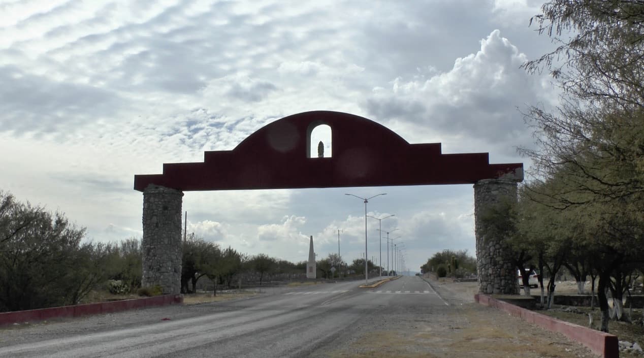 La Joya es una pequeña población localizada en el Altiplano Potosino, al norte de la Ciudad de México.