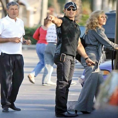 Siempre ha admirado a su padre, lo ve como su héroe.