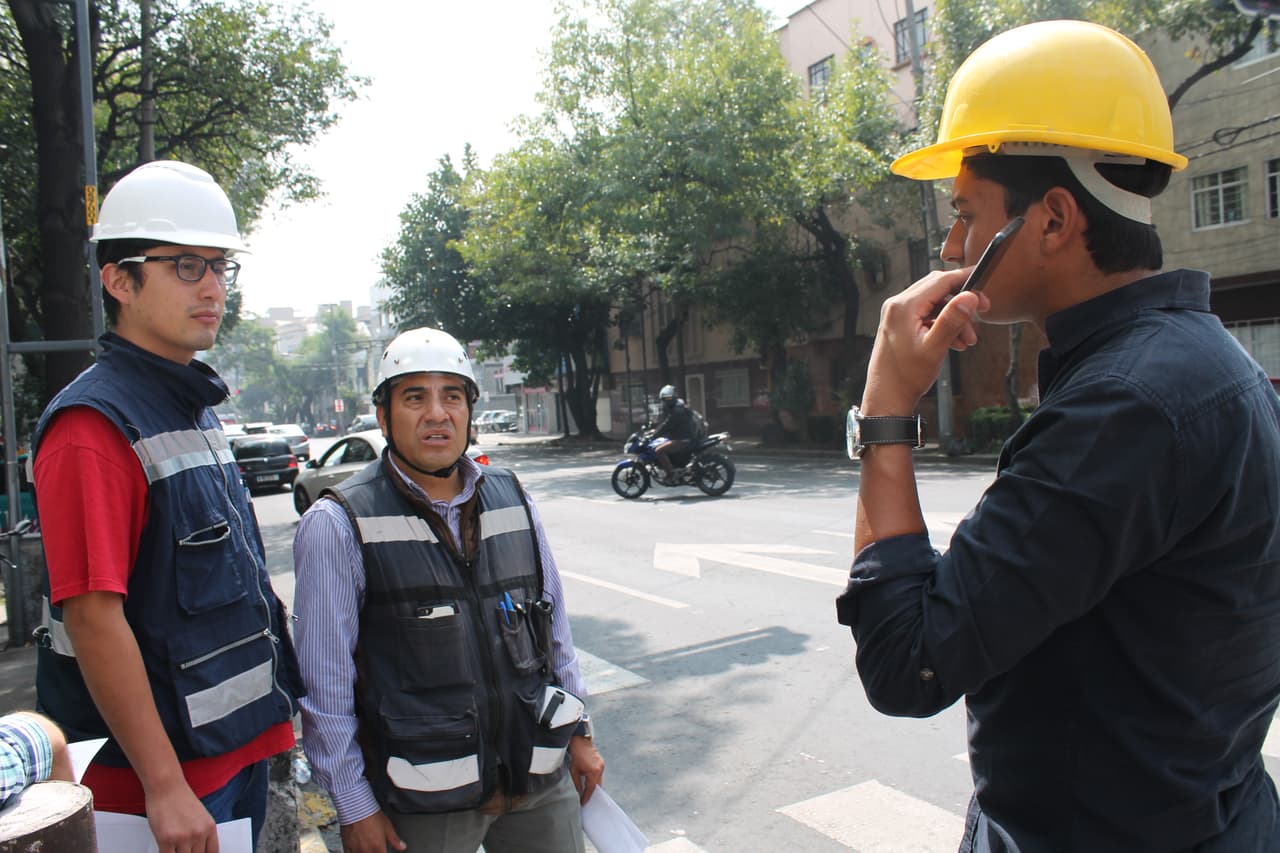 El terremoto en los ojos de los arquitectos e ingenieros que están recorriendo Ciudad de México