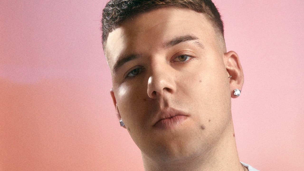 Quevedo nominado a Artista Global Latino Del Año de Latin AMAs 2024