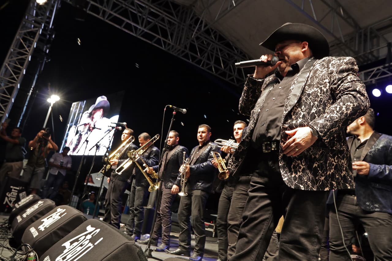 Uforia Dallas celebró en grande en La Gran Plaza