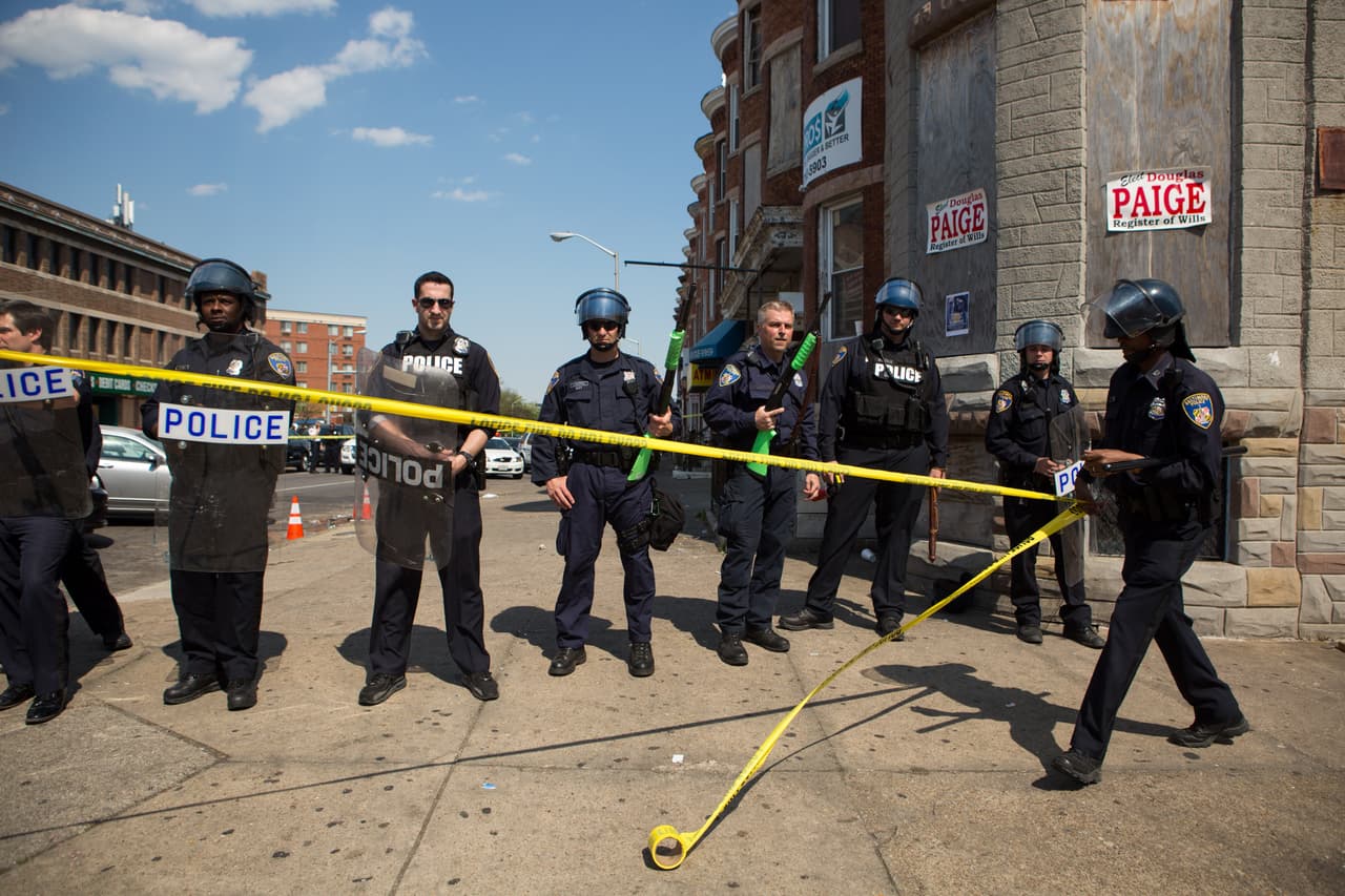 La ciudad de Baltimore tiene un historial de tensa relación entre las minorías y los organismos de seguridad y justicia.