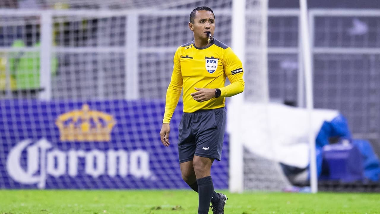 El polémico árbitro del México vs. Honduras pitará a Messi