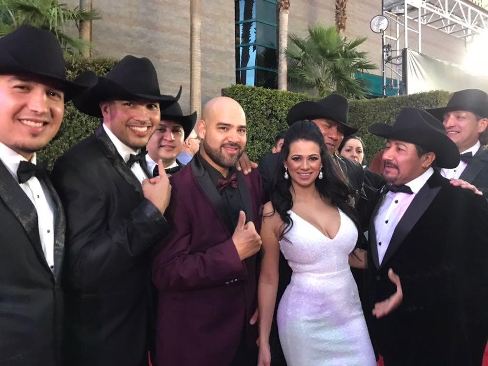 Solo debes entrar en la página de 'El Bueno, La Mala y El Feo' y registrarte.