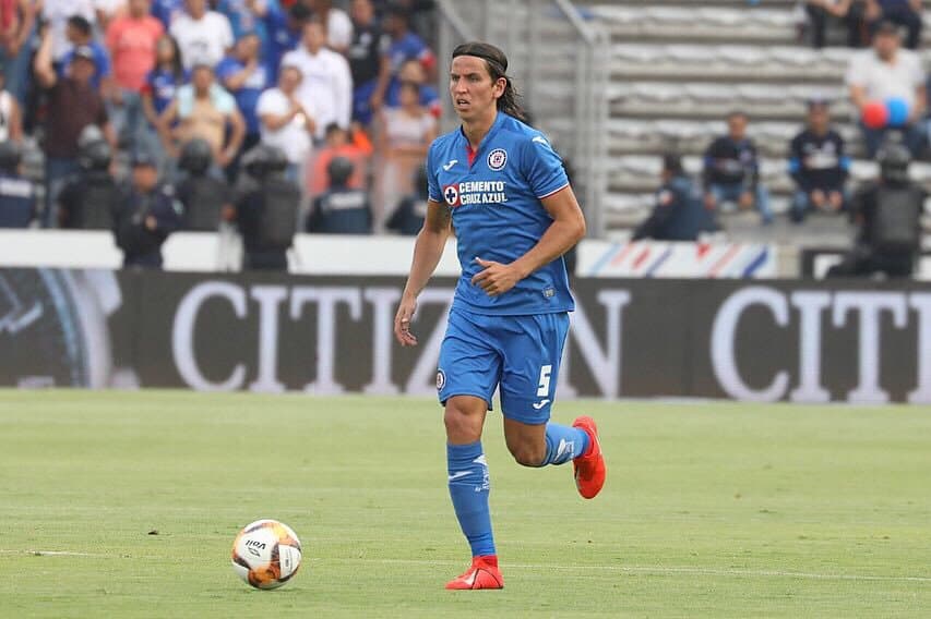 Igor Lichnosky tiene un valor aproximado en el mercado de 2.27 millones de dólares. No se sabe cuánto pagó la 'máquina celeste' por este jugador.