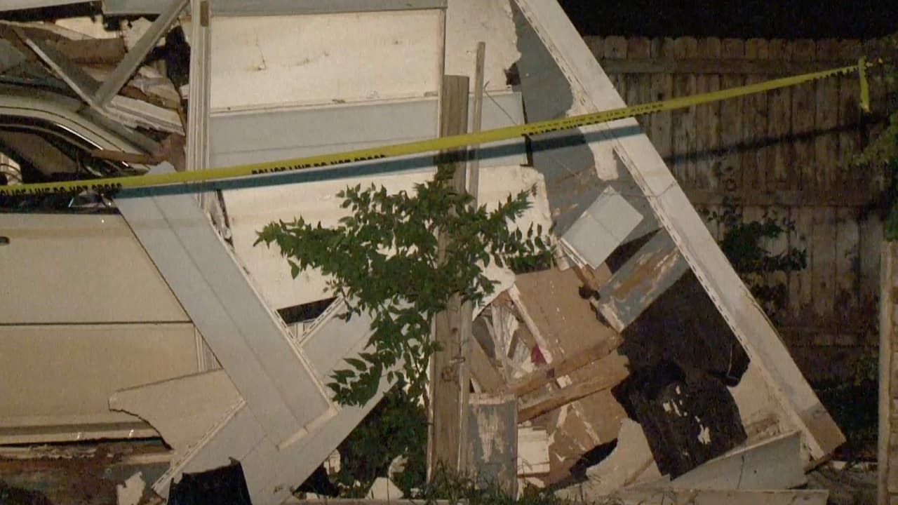 En el cuarto donde se incrustó el vehículo estaba una niña de 3 años jugando, según el relato de su abuela.