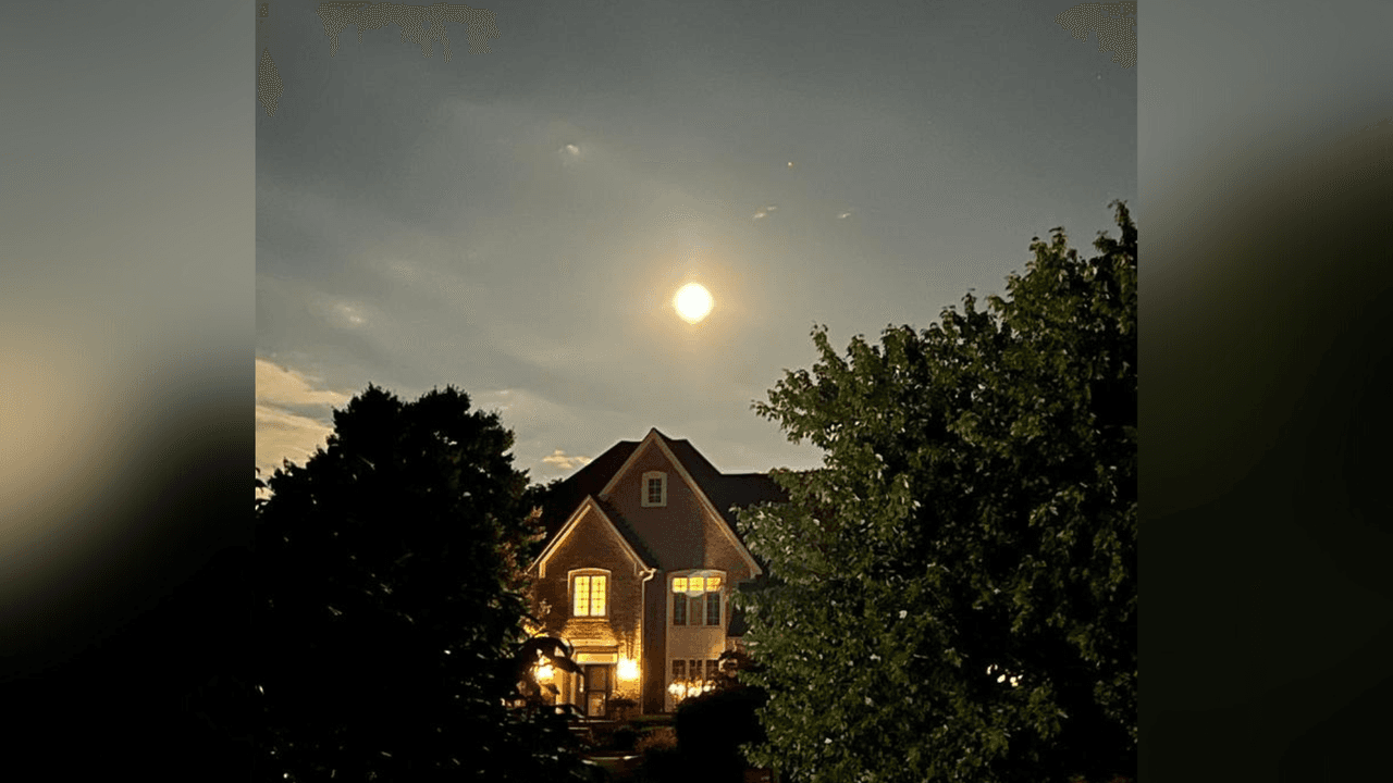 Esta foto fue tomada desde Zionsville, Indiana.