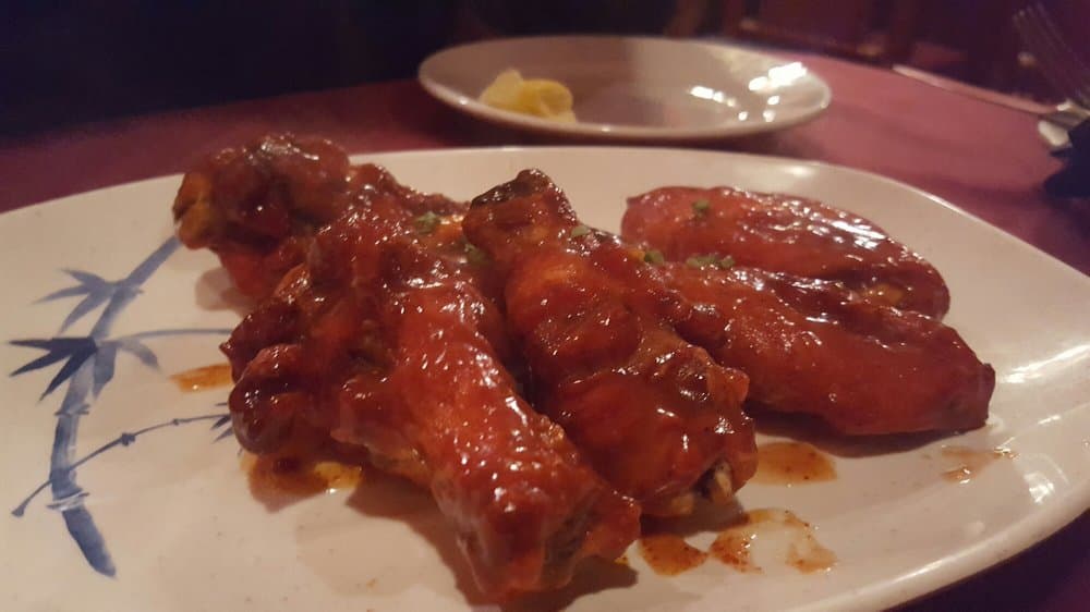 <b>Purnima Bangladeshi Cuisine</b>
<br>Dirección: 4646 Buford Hwy NE Atlanta, GA 30341
<br>Teléfono: (770) 609-8587
<br>Sitio web:
<a href="http://purnimafood.com">http://purnimafood.com</a>
<br>
<b><a href="https://www.yelp.com/map/purnima-bangladeshi-cuisine-atlanta">Cómo llegar</a></b>
<br>
<br>Sus dueños dicen que ofrecen “cocina bangladeshí, india, vegetariana y halal. Y pescados de Bangladesh”. Sus clientes destacan a las alitas entre los platillos más picantes.