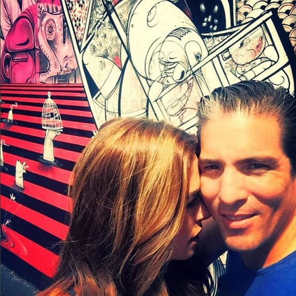 La pareja siempre busca el momento para darse una escapada romántica.