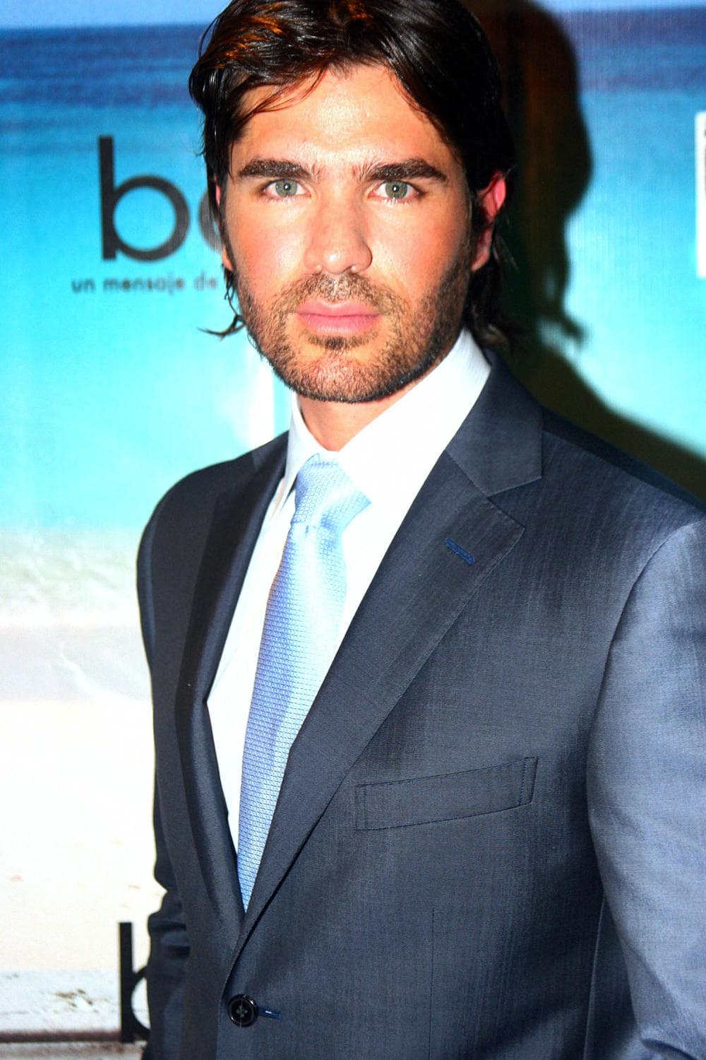 Así que siguió haciendo cine pero "dedicado a sanar los corazones”, según dijo a People en Español.