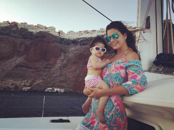 ¡Preciosas! Ana Patricia y Baby Giulietta disfrutando del rico clima del mediterráneo.